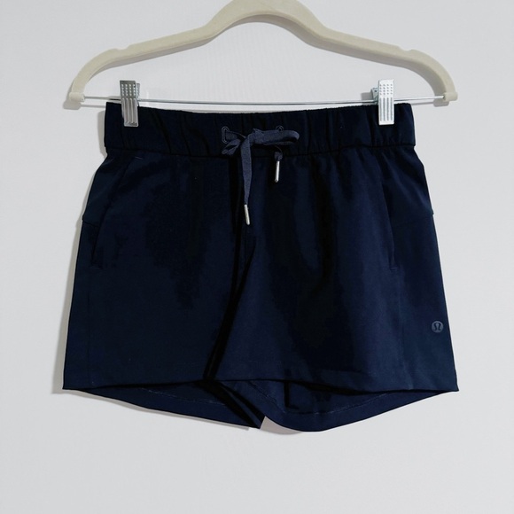 Lululemon - Dark Blue Woven On The Fly Shorts - Picture 4 of 6